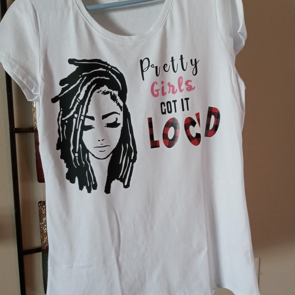 Women's graphic tee